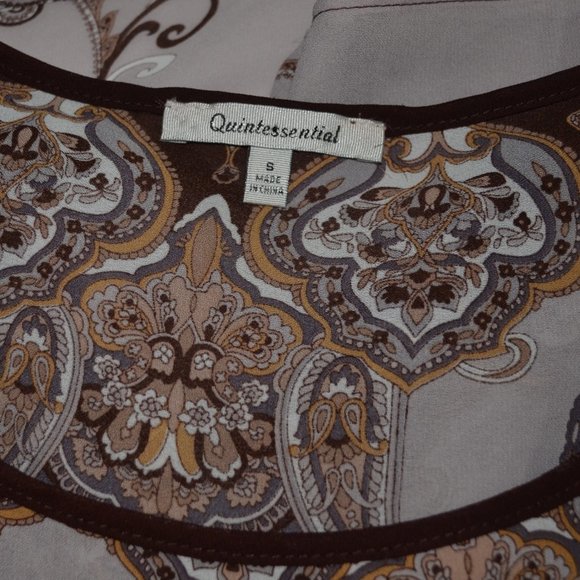 Quintessential Cape Style Brown Top with Design - Picture 6 of 8